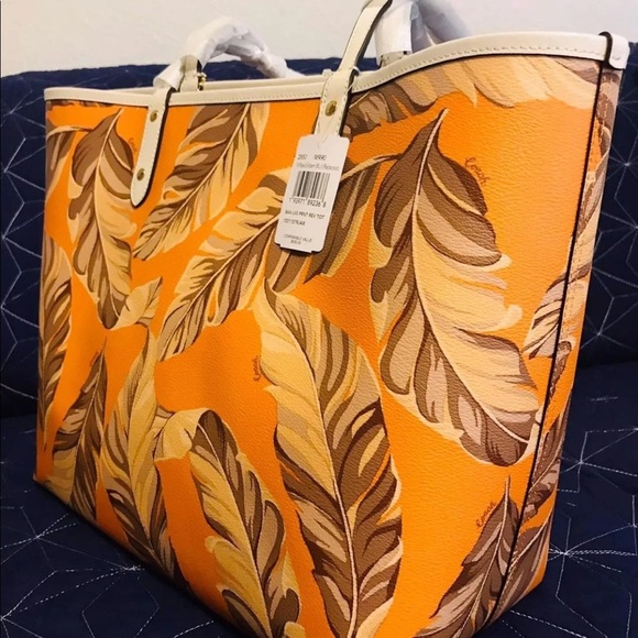 Coach 2850 Reversible City Tote With Banana Leaves Print - Picture 2 of 3